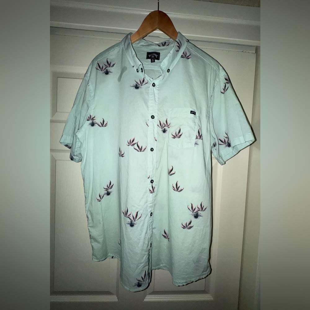 Billabong Mens Sundays Short Sleeve Button Down Shirt, sz XL